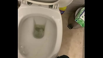 Preview 2 of Www Xxn Comx - Me peeing in a toilet
