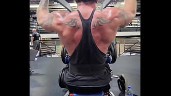 Preview 4 of Real Mother Rape Sonxxx - Back pump. Who loves a powerful back?