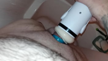 Preview 4 of Ilm Star - Dan Solo Fucking Toy in shower