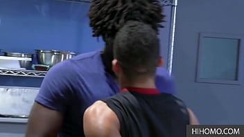 Preview 1 of Xxx Inggeris - Bareback riding that black dick - Beaux Banks, Devin Trez
