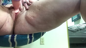 Preview 4 of Cogida En La Playa - Vibrating tongue