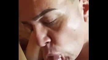 Preview 2 of Japan Is Pron Sexy Vibeo - Chupando um casado peludinho gostoso. Parte 2