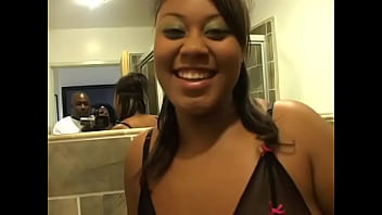 Preview 2 of Alektra Feet - Chubby ebony whore with big back tattoo pissing in bathroom