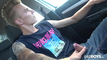 Preview 3 of Movie Hot Film - Handjon in the Car
