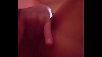 Preview 4 of Www Psex22 Com - solita en casa me mojo toda!!!!!