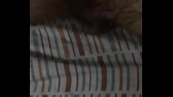 Preview 3 of Aunty And Very Small Boy - Metendo muito no lindinho top...