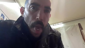 Preview 1 of Estuprando Magras - Gay espa&ntilde_ol sigue d&aacute_ndole al nabo