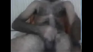 Preview 2 of Sexdu Bo Cai - Peludo mostrando a rola na cam