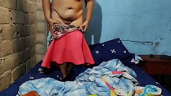 Preview 4 of Jabardasti Chudai Hindi Video - Me preparo para follar com mi amante mientras el cornudo de polla peque&ntilde_a de mi marido est&aacute_ trabajando (GRWM)