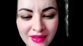 Preview 4 of Sites Porno Afrohoes Com - Videollamada a la maestra de f&iacute_sica y dos chicas voyeristas