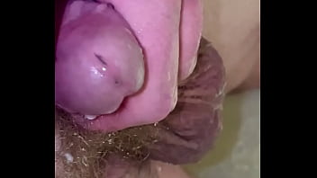 Preview 4 of Seks 11 Year - Slow motion POV piss fountain