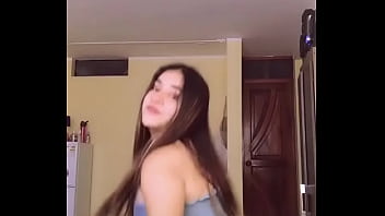Preview 2 of Lesbea Passion - como mueve el culo esa chibola latina