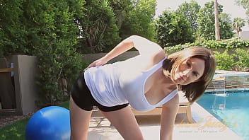 Preview 1 of Chineees Cheet Video - AuntJudys - Big Tit MILF Kelly&#039_s Outdoor Workout (AJ Classics)