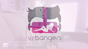 Preview 1 of Lola Teen Solo - VR BANGERS Solid Lesson Of Hardcore Sex With Ebony MILF