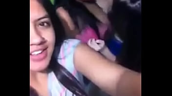 Preview 2 of Hot Indian Mom - Beijo triplo das novinhas
