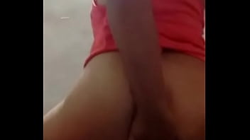 Preview 4 of Reshel Steel - Jovencita mand&oacute_ por error video a desconocido y ten&iacute_a video masturb&aacute_ndose por el culo y su vagina
