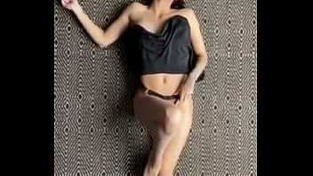 Preview 2 of African Mom Son Real - Hermoso cuerpo de mujer