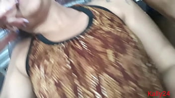 Preview 2 of Alexa Roye - Corno pede para barbeiro fazer sexo com sua esposa e o comedor acaba gozando dentro dela