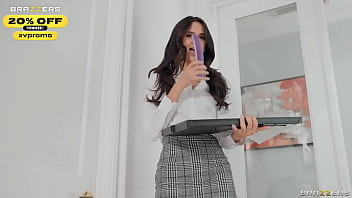Preview 1 of Bhai Killar - No Dildos In The Office! Eliza Ibarra,  Kira Noir / Brazzers/ Enter XVPROMO on official site for discount