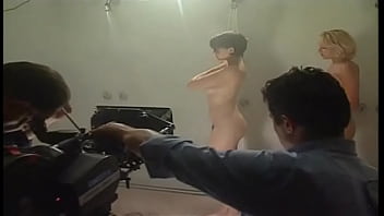 Preview 1 of Beutiful Sex Girls - Trasgredire (2000) DETRAS DE CAMARAS