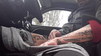 Preview 2 of Checz Creamkpie Gangbang - Melvin C Masturbaci&oacute_n en el campo y coche