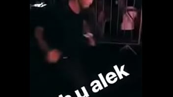 Preview 2 of Khrachi Xxxx Hoot - ALEK FUDENDO TUDO AO SOM DE ZOIO FALANDO OH U ALEK