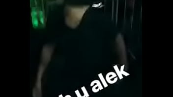 Preview 1 of Khrachi Xxxx Hoot - ALEK FUDENDO TUDO AO SOM DE ZOIO FALANDO OH U ALEK