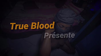 Preview 1 of Jumbo Boobs Bouncing - Une togolaise nous offre un streaptise