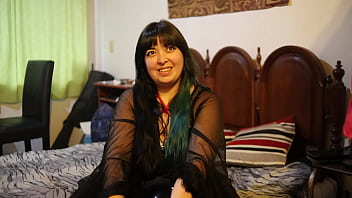 Preview 4 of Hijab Cougars - Reyna Tirana Nos Somete con su Lujuria Imparable &ndash_ Entrevista y Cl&iacute_max en su Trono de Perversi&oacute_n