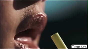 Preview 1 of Mammi Hindi - TS Daisy loves sucking Daddys big boner