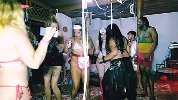 Preview 4 of Beeten And Raped - Carnaval clandestino 2021 PRIMEIRA PARTE  SE ESCREVE NO CANAL E COMENTA NO VIDEO