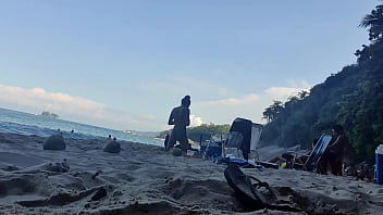Preview 2 of Me Sleep And My Sister Fuck Me - Encontrei grupo de atores salgando a bunda  na praia do Eden no Guaruja Brazil . Flakael - Paty Bumbum - El Toro De Oro