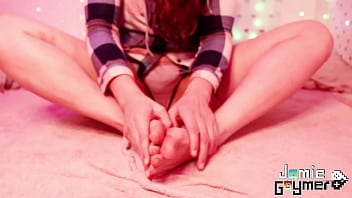 Preview 2 of Saan Sex Hd Dowd - Foot Massage