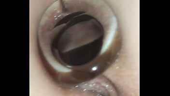 Preview 4 of Redwap White Bmw Big - Esposa gostosa brincando com plug anal de vidro