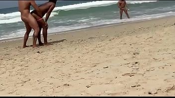 Preview 3 of Asmol Babe - Foda na praia