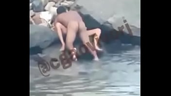 Preview 2 of 80 Saal Ki Hd Video - Sexo na praia grande