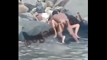 Preview 3 of 80 Saal Ki Hd Video - Sexo na praia grande