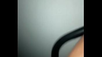 Preview 1 of Hindin Hindi - Batendo o pau na mesa