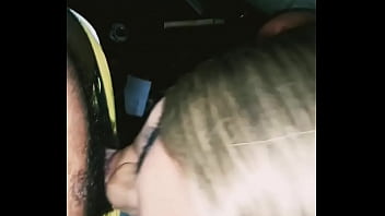 Preview 1 of Chubby Namitha - Novinho Soco meu Cuzinho no pelo antes de ir Corre