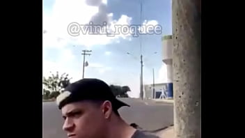Preview 1 of New Hort - Exibindo o pau na rua