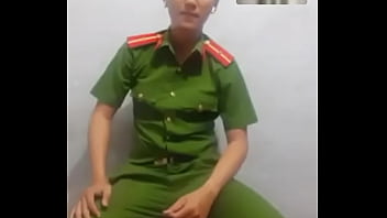 Preview 1 of Bleeding Virgn Sex - C&ocirc_ng an Việt Nam d&acirc_m nứng lồn chat sex l&agrave_m slave bị boss quay lại
