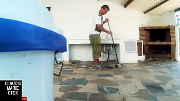 Preview 1 of 9xnxx Com - Enculando a la gorda cerca de la barbacoa