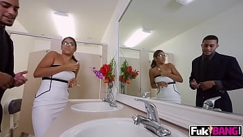 Preview 1 of Girls And Bog Sex Videos - Mia Martinez Gets office Fuck Hard