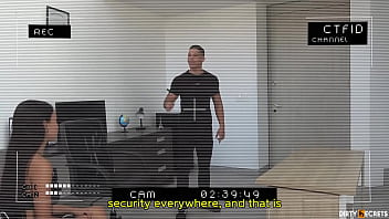 Preview 1 of Home Metha - I FUCK THE HEAD OF SECURITY TO MAKE HIM LET ME GO