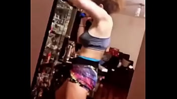 Preview 1 of Masterbasi Toilet - Ale c4rr4sco bouncing tits