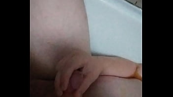 Preview 4 of Spm Scl - I pisses all over myslef