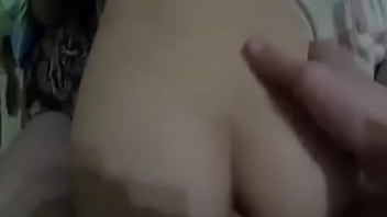 Preview 3 of Squirt From Behind - Novinha safada se masturbando