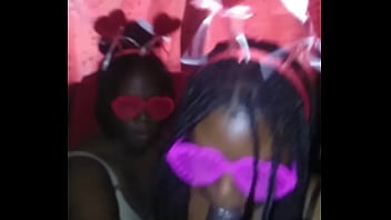 Preview 4 of Miss Darby New Xnxxx Modat - Valentines Day Double Hlowjob