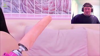 Preview 4 of Ceria Sex - Deepthroating Skills