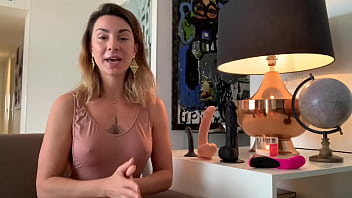 Preview 1 of Selena Xxx Photos - How to make her CUM with your penis SIZE/SHAPE